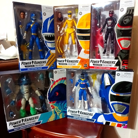 Power Rangers Lightning Collection Action Figures NIB Lot Of 5 - Picture 1 of 3